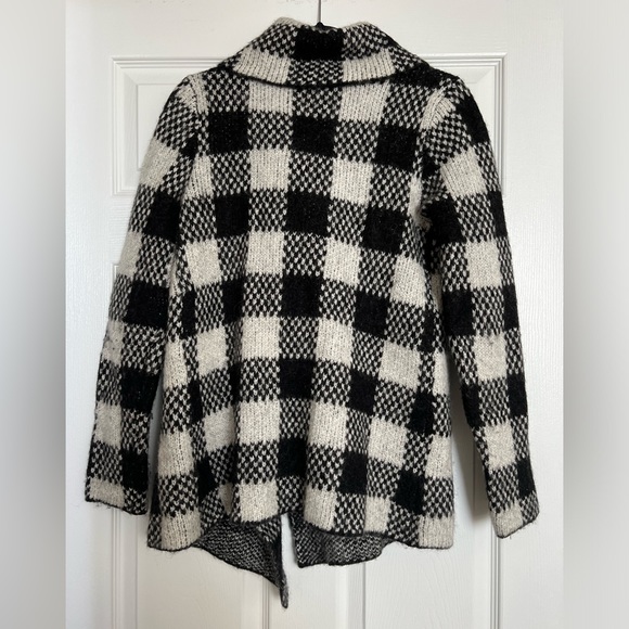 Ellen Tracy Plaid wool blend sweater - Picture 3 of 3